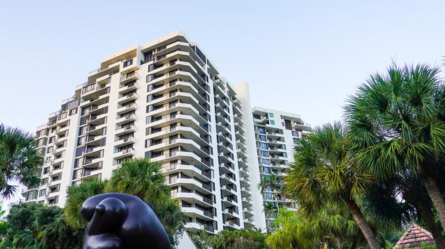 Brickell Key I  photo 3